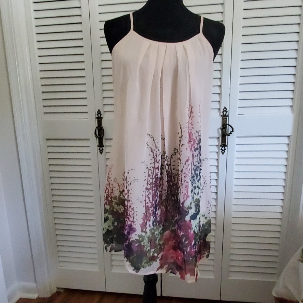 Summer dress with floral print size M